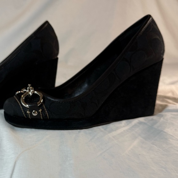 Coach Issy Black Wedge Shoes size 7.5 - Picture 4 of 7